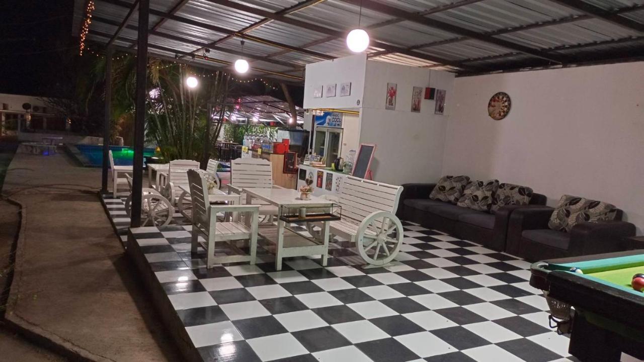 Pai Family House Hotel Buitenkant foto