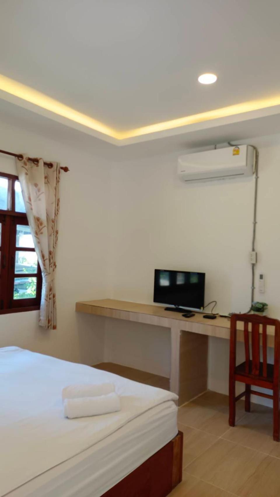 Pai Family House Hotel Buitenkant foto