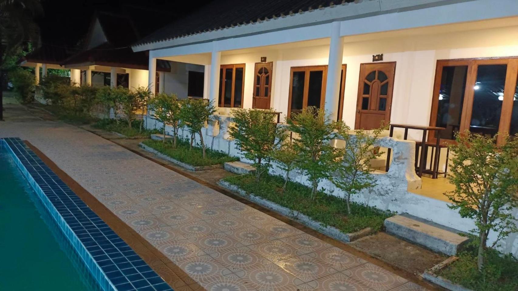 Pai Family House Hotel Buitenkant foto
