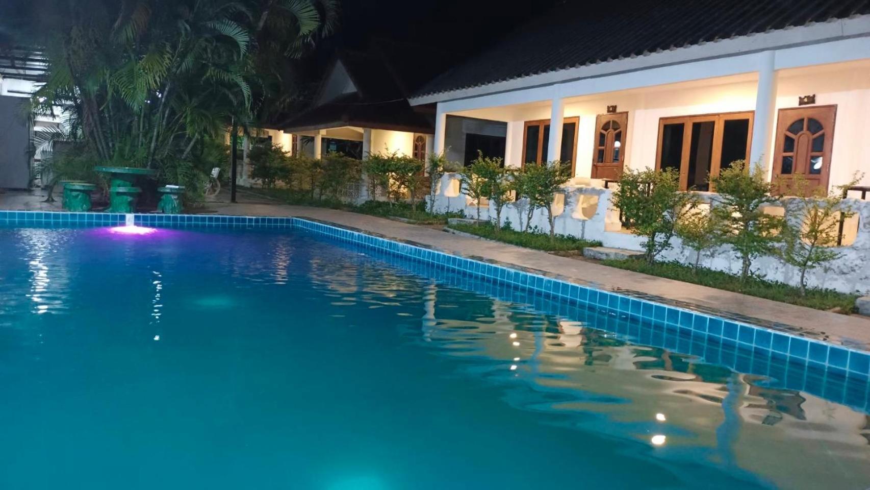 Pai Family House Hotel Buitenkant foto